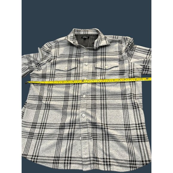 Plaid Long-Sleeve Button-Up Shirt By Express In Gray & Black - Picture 6 of 7